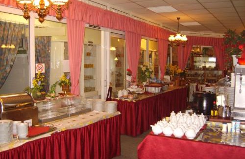 Wittmund Hotel | Hotel-Garni "Hof von Hannover"