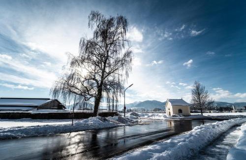 Raubling Bed & Breakfast | Hotel Garni Kapellenstüberl