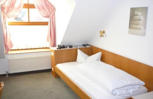 Neu-Ulm House | Hotel Garni Schmid