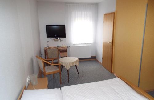 Gewissenruh Hotel | Hotel garni Zum Reinhardswald