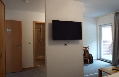Gewissenruh Hotel | Hotel garni Zum Reinhardswald