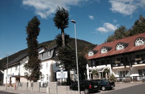 Huttensteinach Hotel | Hotel-Gasthof Hüttensteinach