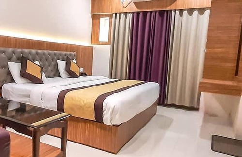 Bilaspur Hotel | Hotel Geeta Bilaspur