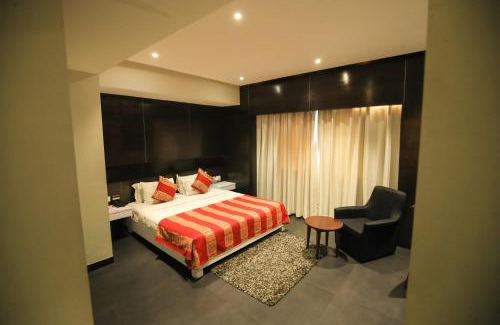 Bhat Hotel | Hotel German Palace Near to Airport