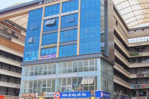 Surat Hotel | Hotel Gold Palace Inn
