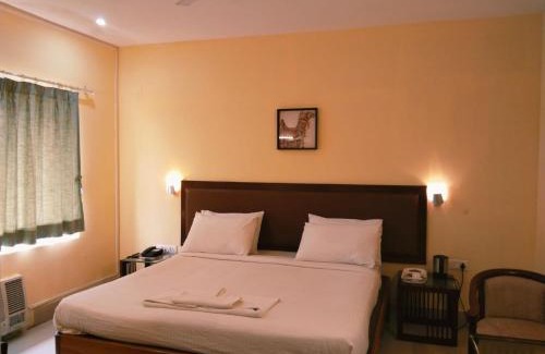 Bhadrak Hotel | Hotel Golden Anchor Dhamara