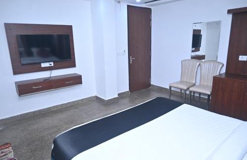 Khattalwada Hotel | Hotel Golden By Admire Stay