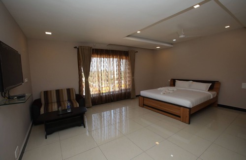 Vellore Hotel | Hotel Golden Gateway