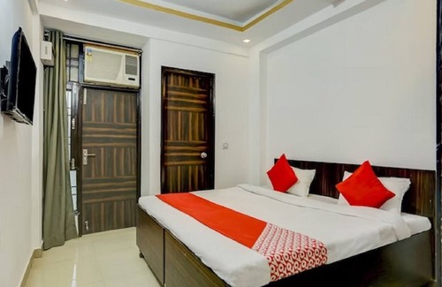 Indirapuram Hotel | Hotel Golden Inn