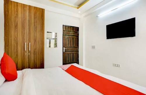 Indirapuram Hotel | Hotel Golden Inn