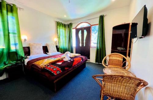 Sonamarg Hotel | Hotel Golden Peak Sonamarg