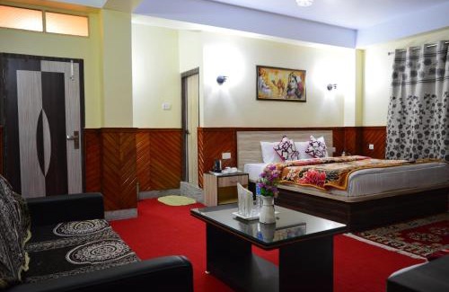 Pelling Hotel | Hotel Golden Sunrise & Spa