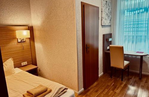 Torgau Hotel | Hotel Goldener Anker