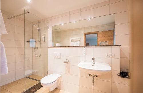 Ihringen House | Hotel Goldener Engel