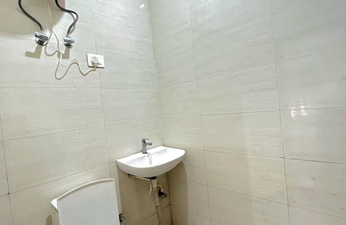 Vrindavan Hotel | Hotel Govind Priya Dham Near Prem Mandir