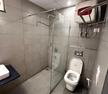 Delhi Hotel | Hotel Grand Arcasia Dilshad Garden