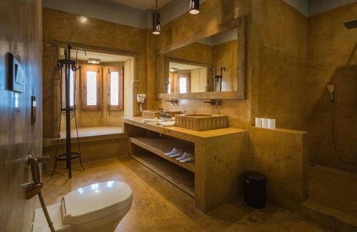 Amar Sagar Pol Hotel | Hotel Grand Khalifa