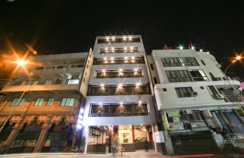 Surat Hotel | Hotel Grand Pragati
