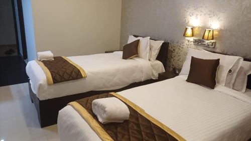 Angamali Hotel | Hotel Grand Regency, Angamaly