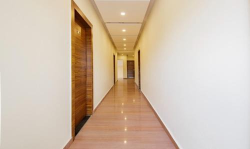 Sector 63 Bed & Breakfast | Hotel Grand Vista