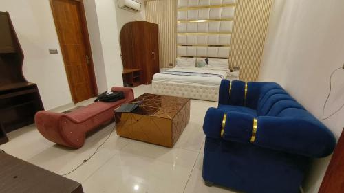 Indirapuram House | Hotel Grand Zion