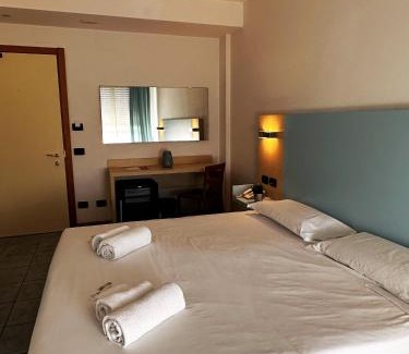 Campiglia Marittima Hotel | Hotel Grecale - Venturina Terme