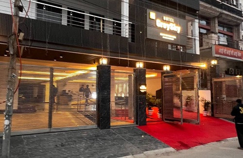 Karkardooma Hotel | Hotel Grey Sky