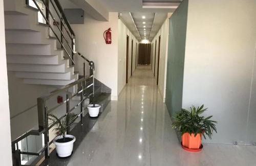 Mahipalpur Extension Hotel | Hotel Gross Inn Near Delhi Airport