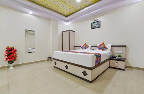 Raja Park Hotel | Hotel Gulab Vatika