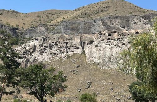 Vardzia House | Hotel-GVALA