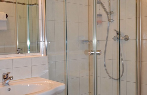 Steinen Hotel | Hotel Höllsteiner Hof