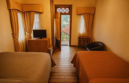 Vicuna Hotel | HOTEL HALLEY - Vicuña, Valle de Elqui