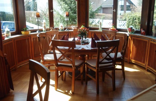 Rheinbreitbach Hotel | Hotel Haus Bergblick