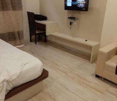 Vasundhara Hotel | Hotel Haveli Palace , Ghaziabad
