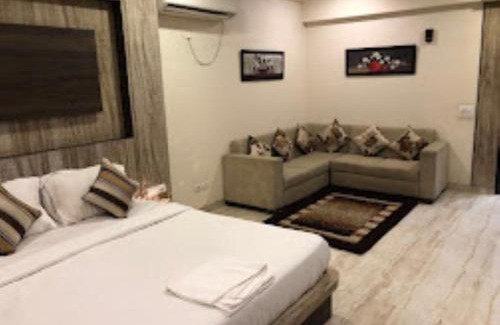 Vasundhara Hotel | Hotel Haveli Palace , Ghaziabad