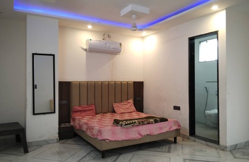 Rohtak Hotel | Hotel Heaven