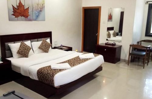 Dhule Hotel | Hotel HEERA EXECUTIVE