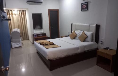 Dhule Hotel | Hotel HEERA EXECUTIVE