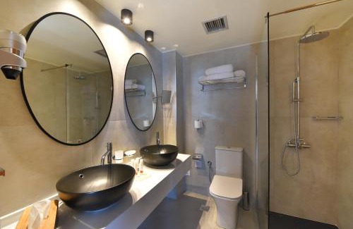 Ermoupoli Hotel | Hotel Hermes