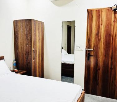 Rohtak Hotel | Hotel High Sky