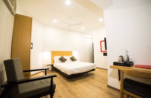 Vile Parle Hotel | Hotel Highway Residency