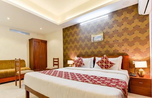 Kaloor Hotel | Hotel Hilite Inn