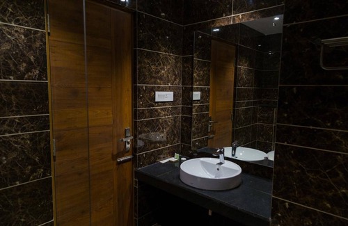 Tirupattur Hotel | Hotel Hills