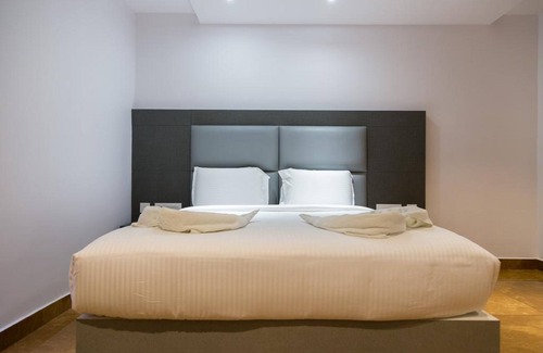 Tirupattur Hotel | Hotel Hills