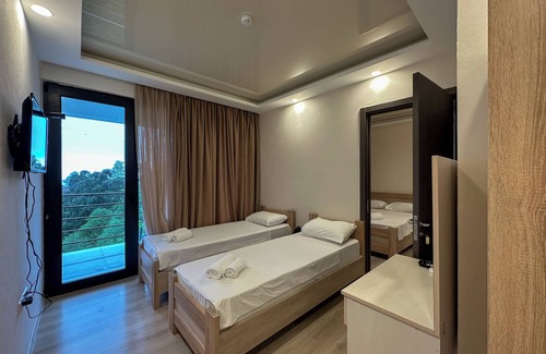 Kvariati Resort | Hotel Hills Kvariati