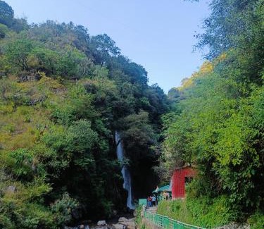 Chakrata Hotel | Hotel Himalayan Galaxy