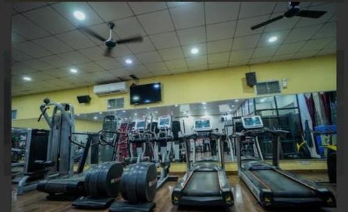 Haldwani Hotel | Hotel Hinex