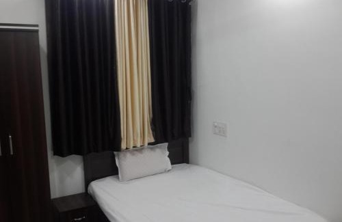 Daulatabad Hotel | Hotel Holiday Era Opposite Railway Station