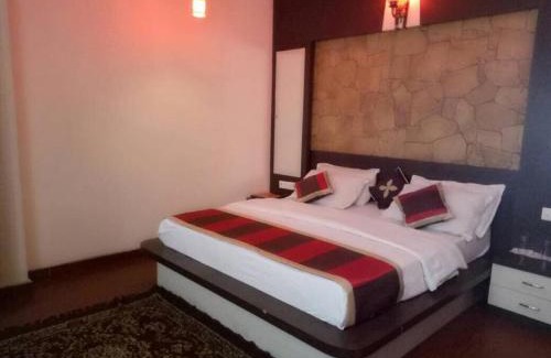 Gopalbari Hotel | Hotel Holiday Home