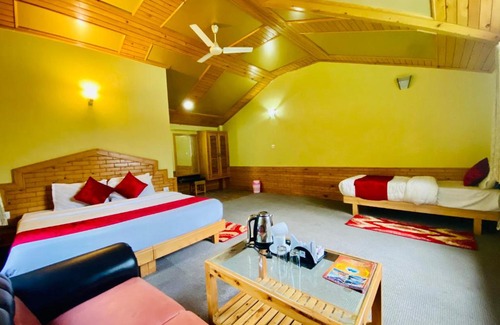 Vashist Hotel | Hotel Hollywood Manali - A True Riverview Hotel